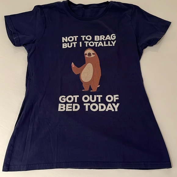 Navy sloth tee - size S - Picture 2 of 2